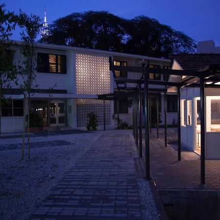 Ywca Kuala Lumpur Hostel Екстериор снимка